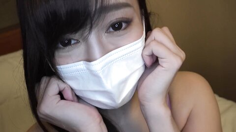 FC2PPV-4024599 Exclusive★顔出し★素人さんがえっちな事をしにやってきた！ケース＃17　　今度は巨根に挑戦！超美人バツイチ　なつみさん（32）の場合[特典付き]