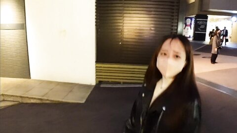 4049718 `Full face to face` Come~! I wish you`d come - I wish you`d come! I might want you to come! The woman who said, "Wait, I can`t - I can`t do it anymore!" was shouting!