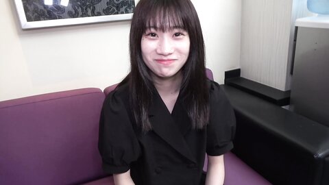 4063005-1 19-year-old black-haired beauty with a fair-skinned goddess slender figure. A woman who has a beautiful body, a fair complexion and a slender body, 19 years old, black hair and a beautiful young woman...