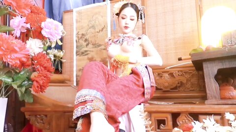 [Cosplay] 钛合金TiTi – 满清服饰（绿娇红姹）