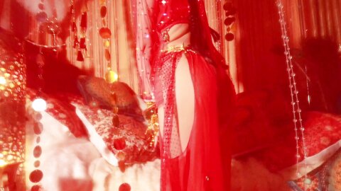 [Cosplay] 钛合金TiTi – 塞上红鸾异域风情