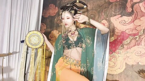 [Cosplay] 钛合金TiTi – 画中仙