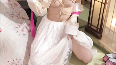 [Cosplay] 钛合金TiTi – 霜花店