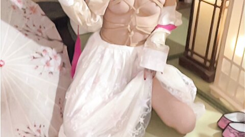 [Cosplay] 钛合金TiTi – 霜花店