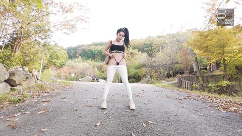 Bimilstory Bomi 보미 Vol.36 - Outdoor exposure – Purpose of hiking