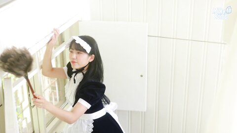 MilkyBomb YUI Vol.003 - Maid 2