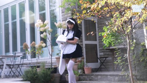 MilkyBomb YUI Vol.003 - Maid 2