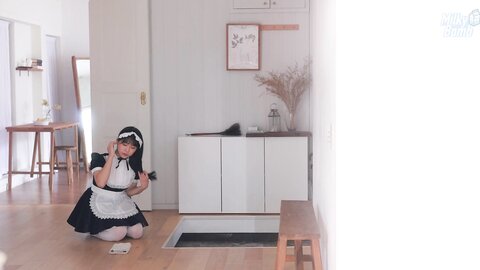 MilkyBomb YUI Vol.003 - Maid 2