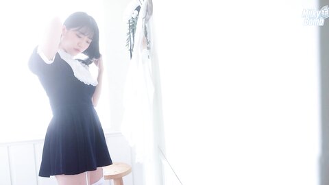 MilkyBomb YUI Vol.003 - Maid
