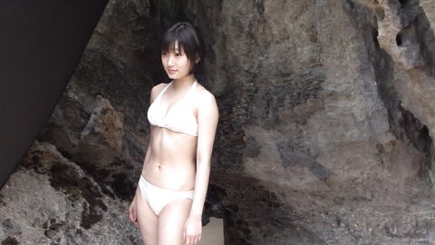Miyamoto Karin – Photobook Karin DVD Making of Upscale