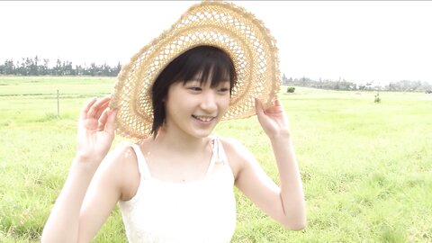 Miyamoto Karin – Photobook Karin DVD Making of Upscale