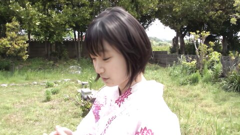 Miyamoto Karin – Photobook Karin DVD Making of Upscale