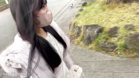 FC2PPV-4075436 期間限定価格！[無]超キレイ可愛い坂道系の彼女とハメ撮り一緒に繁華街を散歩してからホテルに入り、誰にも邪魔されずホテルでしっぽりラブラブ中出しSEXおまけ動画でフェラ抜きシーンあります