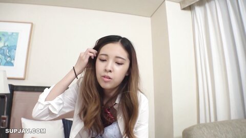4076461 Exclusive50%OFF!※First quantity limited※[Individual filming, Nakadashi]★Love dick★Want to be fucked "Gyaru Kyawa" **● Student★Umi, 18 years old [Uniform & Maid costume].