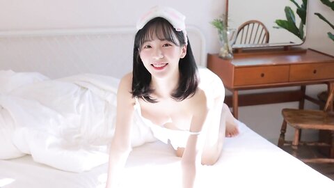 [Patreon] Leeesovely (쏘블리) – Laundry [80P1V-1.21GB]