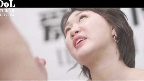 ID5371淫乱男女两个上门推销员