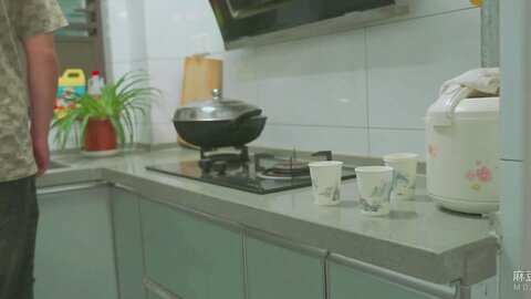 LY-041网红千里送蜜穴