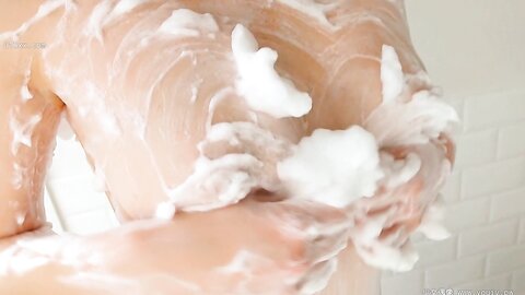 GSHRB-057 Hatsuhadaka Virgin Nude - Nagamatsu Mio (Blu-ray Disc)