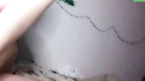 New 18 Yo Russian Girl Shows Her Oral S***s