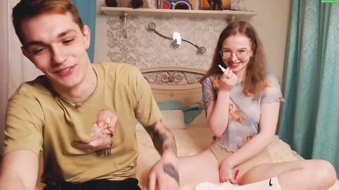 Russian Girl Jess Gives An Amazing Blowjob