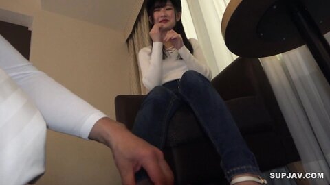 4072323 19-year-old with a dominant sexuality who will do anything.
