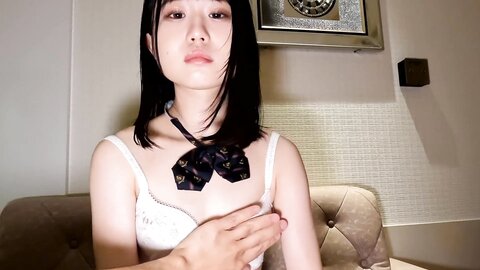 4091617 Limited quantities! Special sale! [This product is too dangerous and may be withdrawn from sale soon] Superb must-see! She`s as cute as a current JXX offender! Irresponsible Nakadashi of a small, unde...