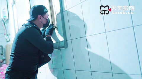 天美传媒TMW221骚货人妻逆调教