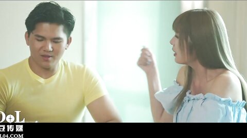 爱豆传媒ID5373美乳好友酣畅淋漓的精神抚慰-芷萱