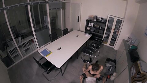 MDWP-0024上班偷摸鲍鱼-项子甯