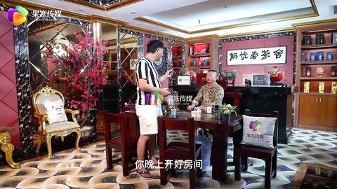 GDCM-026咖啡厅的放荡-薜梦琪