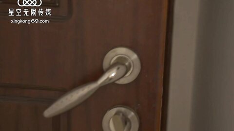 星空传媒XK8135美乳空姐风骚入穴-欣欣