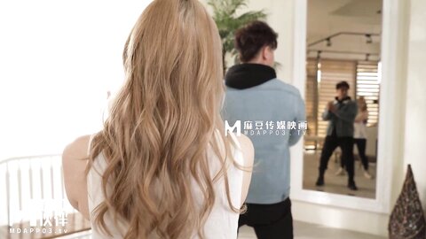 爱豆传媒IA-003美乳姐姐和健身教练的深层运动