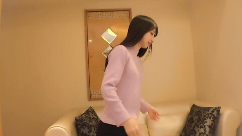 383NMCH-030 [Personal shooting] Limited release of a gonzo video with a black -haired beautiful small girl