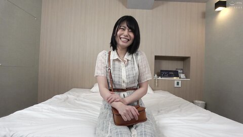 HALE-017 Mom friend eating infinite loop Vol.14 Yuno -no -Yuns neat and smooth skin.。。