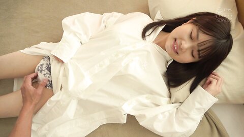 CAWD-424 Lucky if you take it off!148cm Musumu Womens College Student Ayame Chiba AV debut found on SNS