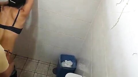 2017-09-15 15 05 21 1 t7qNBHTRz6 V xFh