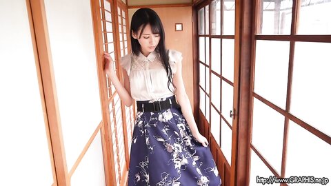 Graphis Gals Umi Yatsugake 八掛うみ - Girl like a doll Clip 03 - 1280x HD