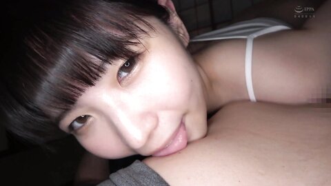 APAK-232 [Awakening of youth beautiful girls] I want to be poked violently to the back! Nasty climbing...