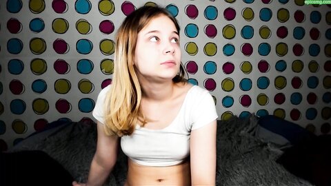 Russian Ginger Lola Webcam Sex Show