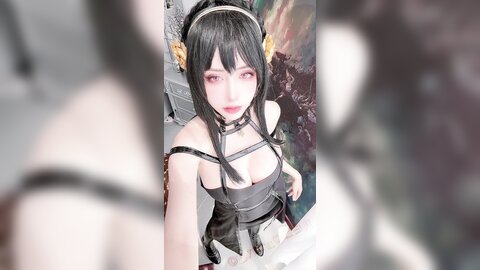 [Cosplay] Byoru - Yor Forger Shiny Dress (Spy x Family) (8)