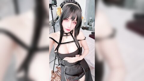 [Cosplay] Byoru - Yor Forger Shiny Dress (Spy x Family) (4)