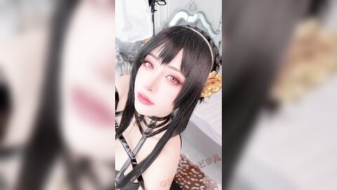 [Cosplay] Byoru - Yor Forger Shiny Dress (Spy x Family) (4)