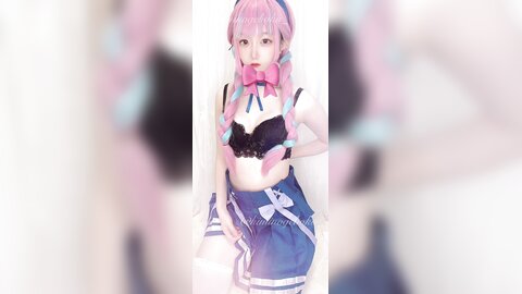 2022-11-26 おっぱい丸出しでおねだり????⚓️ [4P1V-59.82MB]