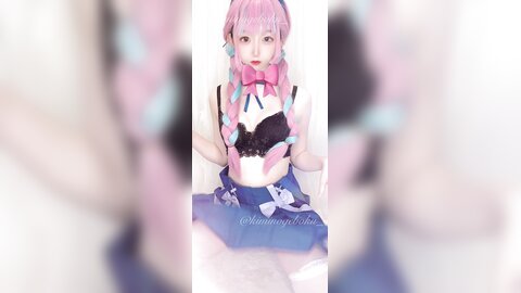 2022-11-26 おっぱい丸出しでおねだり????⚓️ [4P1V-59.82MB]