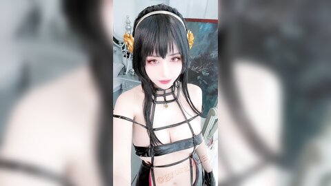 [Cosplay] Byoru - Yor Forger Shiny Dress (Spy x Family) (3)
