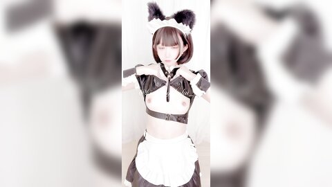 2022-09-02 えっちなメイド犬???? [4P1V-41.47MB]