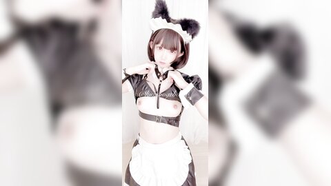 2022-09-02 えっちなメイド犬???? [4P1V-41.47MB]