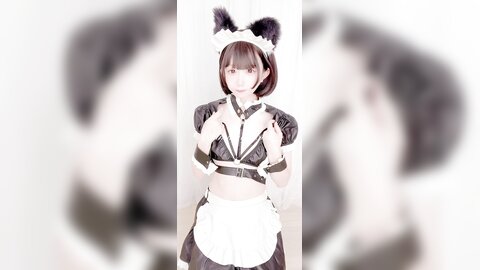 2022-09-02 えっちなメイド犬???? [4P1V-41.47MB]