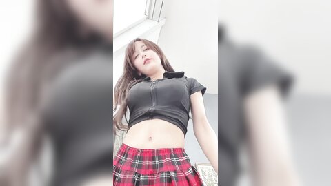 2022-04-27 もっっと自撮り動画???????? [1G7V-241.83MB]