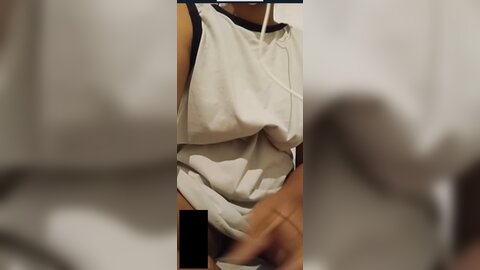 කුක්කු ටිකක් බොන්න දෙනවද මට